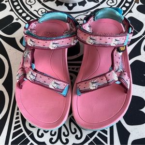 Girls TEVA sandals size 12. Great condition.